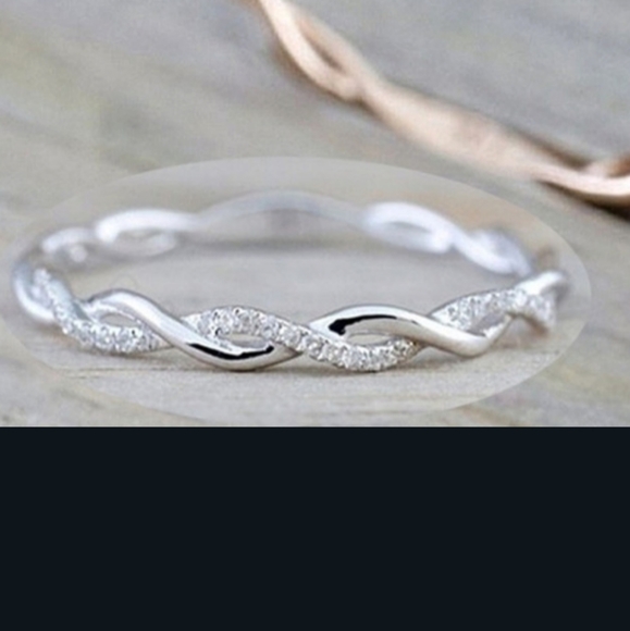 Rings - Picture 5 of 7